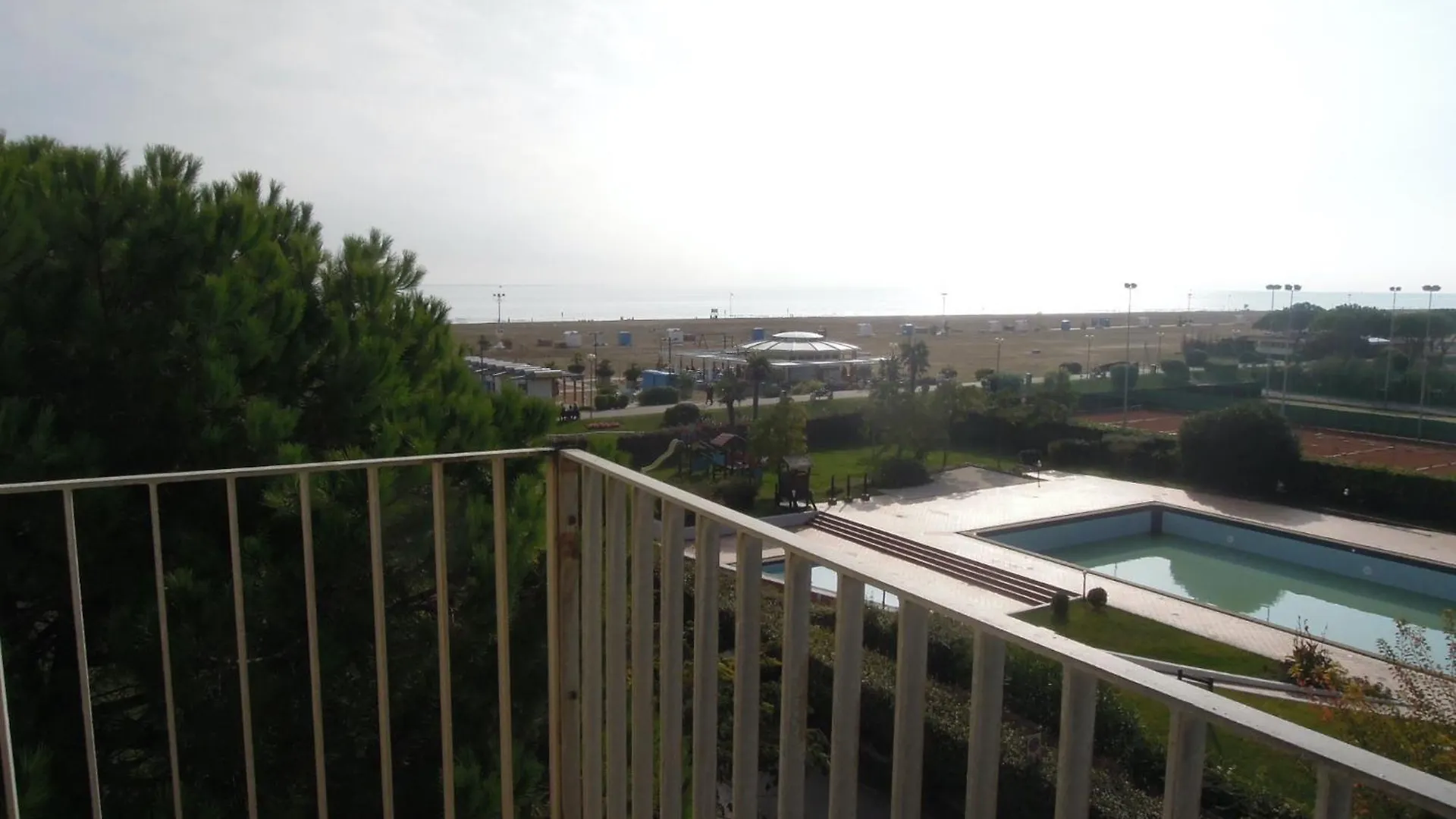 Homely 1 Bedroom Flat With Side Sea View Bibione