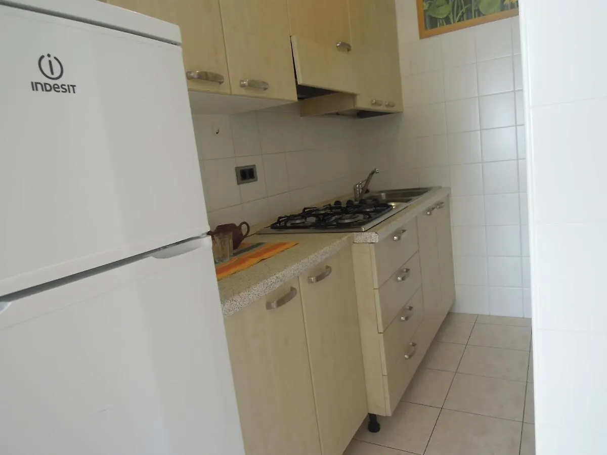 Homely 1 Bedroom Flat With Side Sea View Bibione
