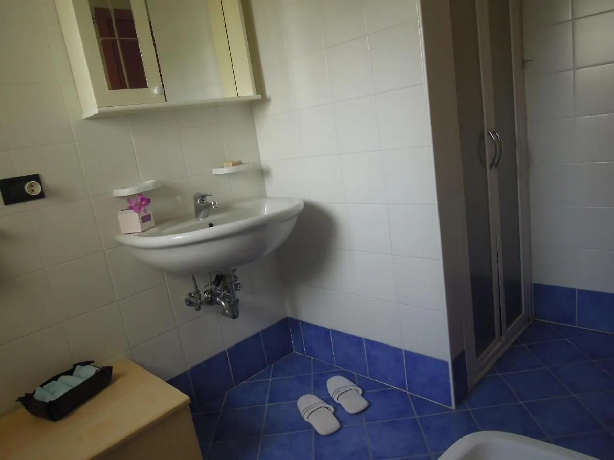 Homely 1 Bedroom Flat With Side Sea View Bibione