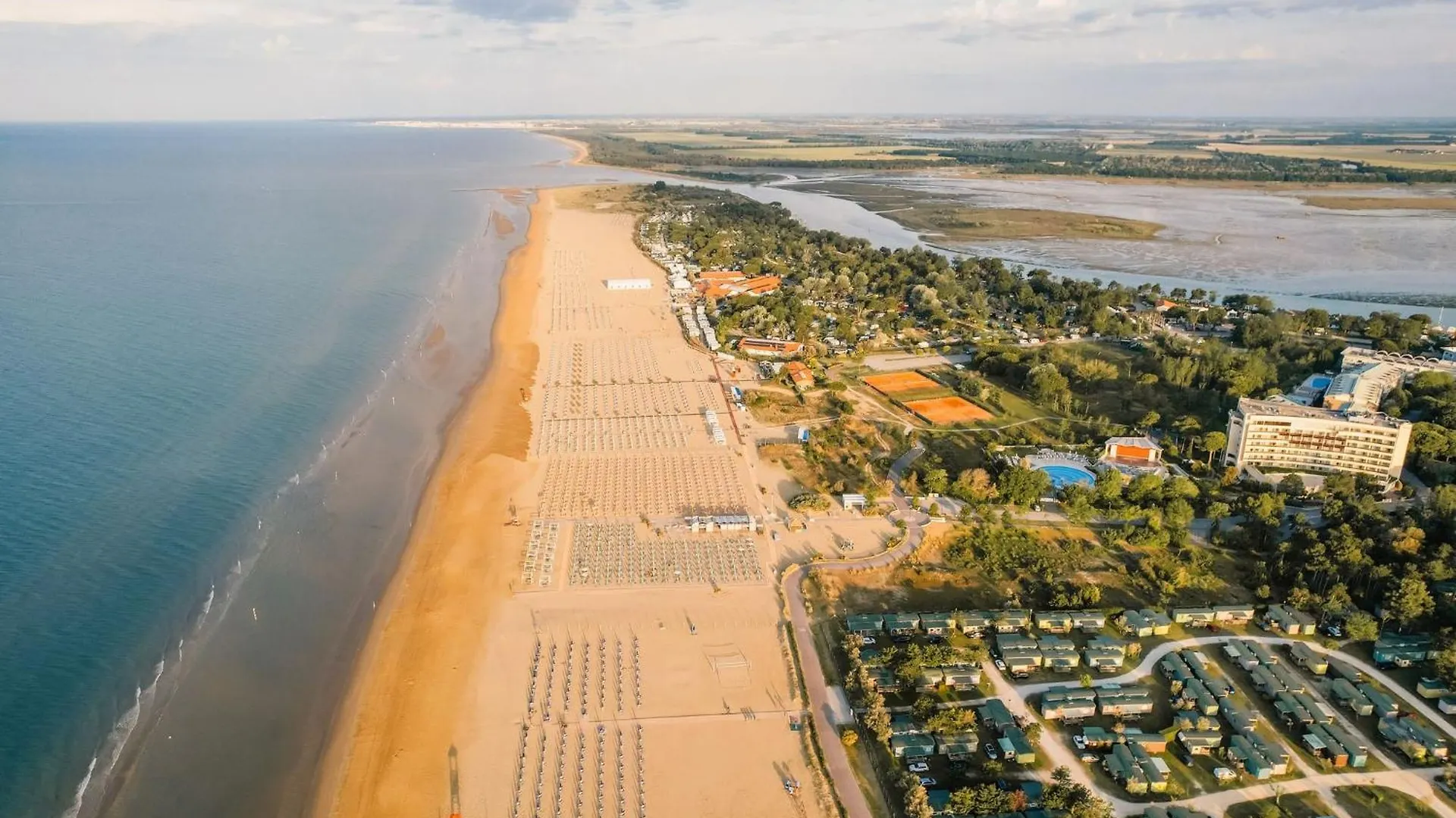 Homely 1 Bedroom Flat With Side Sea View Bibione 0*,  Italy
